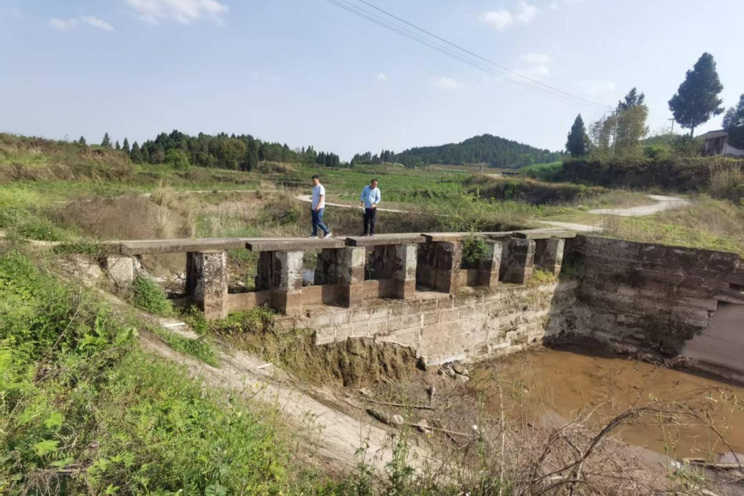 情系乡村暖民心 打造为民网红桥——省beat365集团精准帮扶邓家沟村办实事、践担当